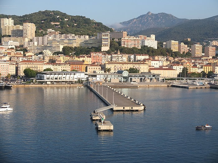 Découvrir la Corse