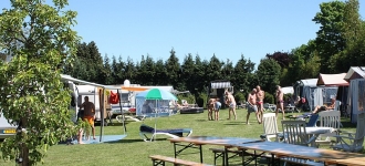 Camping dans la Drôme : choisir entre un camping 4 étoiles ou 5 étoiles